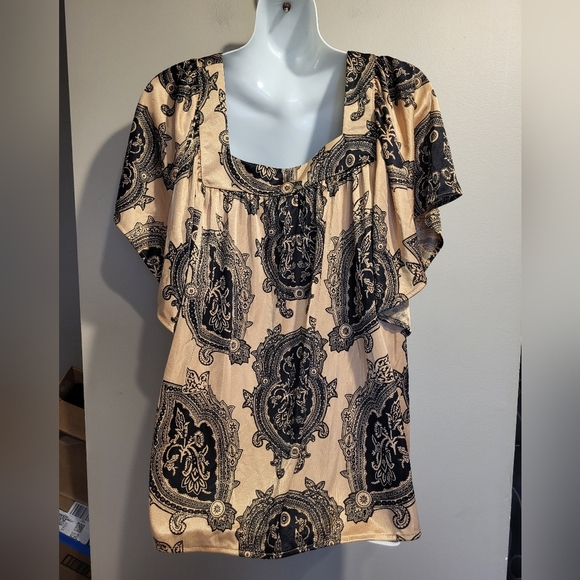 Michael Kors Black and Gold Paisley Blouse, Size Small - Picture 4 of 6